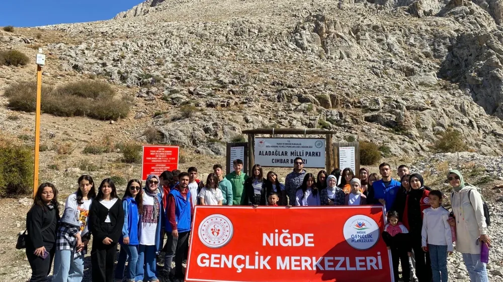 Liseliler Cımbar Vadisinde doğa yürüyüşü yaptı