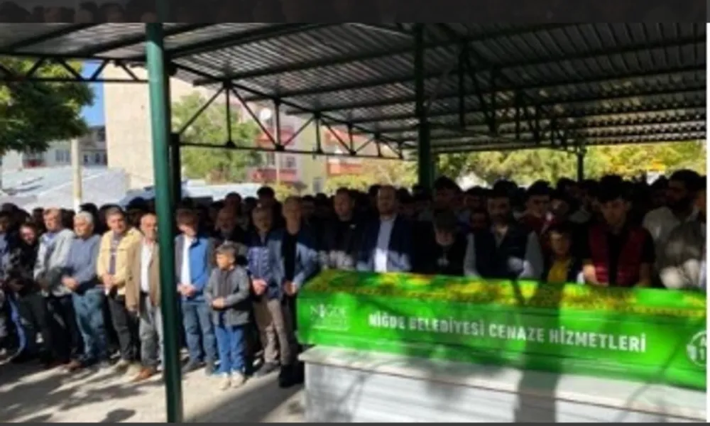 Kaza kurbanı genç gözyaşlarıyla uğurlandı
