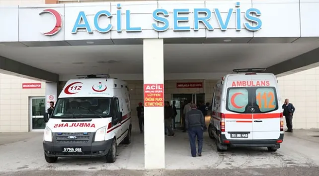 Çamardı ilçesindeki kaza ucuz atlatıldı: 3 yaralı