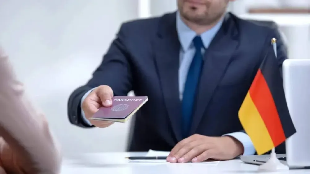 Bu mesleklerde çalışanlar dikkat! Almanya fıldır fıldır personel arıyor! Yüksek maaşı duyan arkasın bakmadan koşuyor