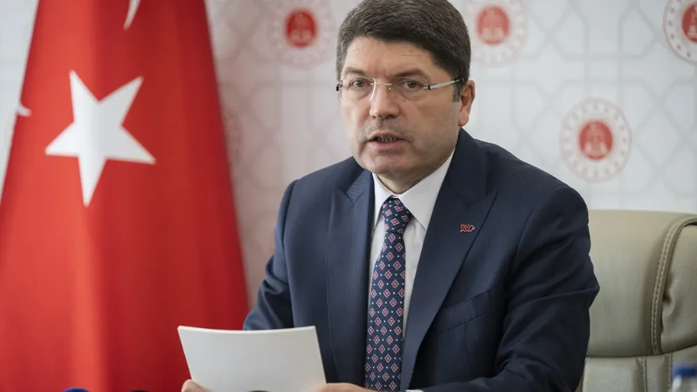 Bakan Tunç: Sorun yeni anayasa ile çözülür