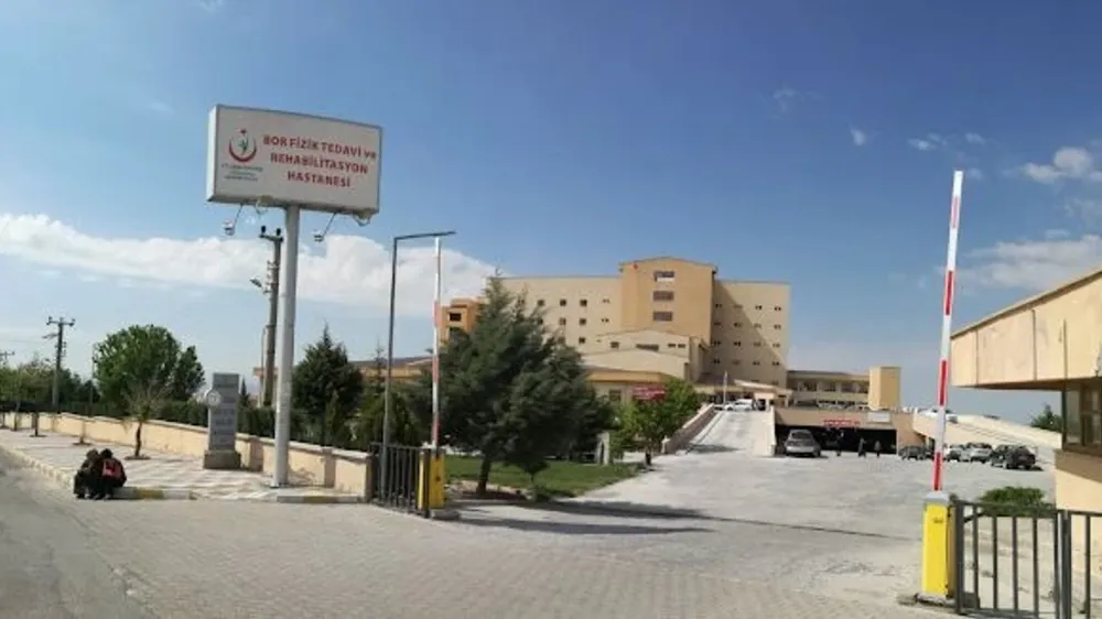 Bor Fizik Tedavi Hastanesi yıkılıyor!