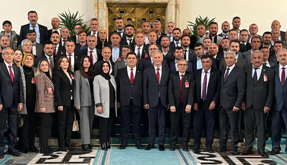 Niğde MHP’den meclise çıkarma