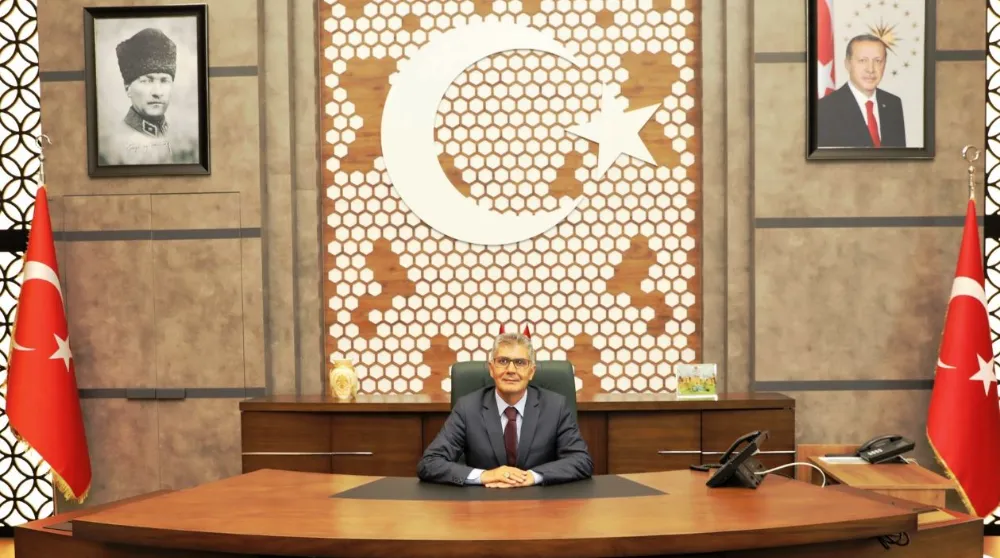 Vali Çelik’ten 10 Kasım Mesajı