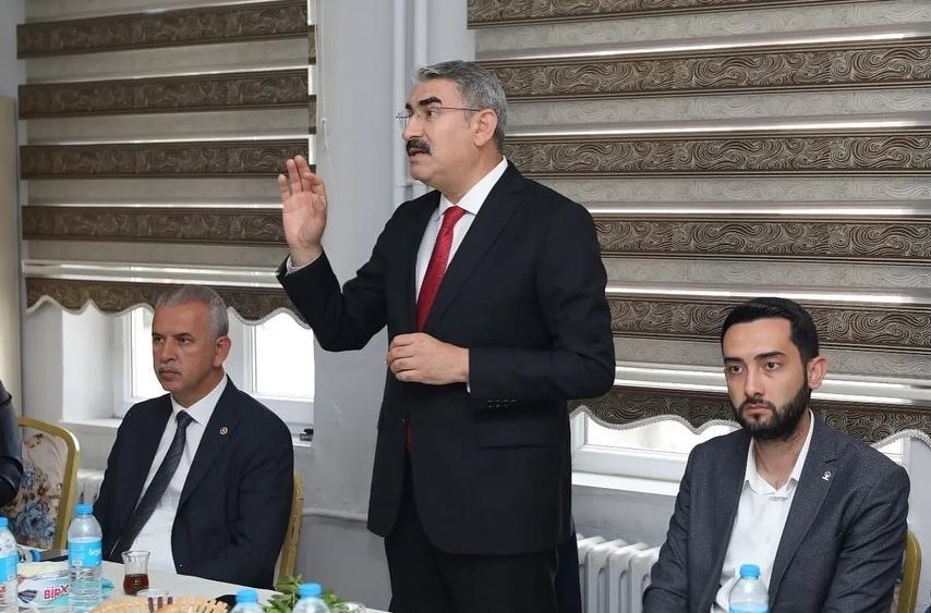 AK Parti Niğde’de kan kaybetti