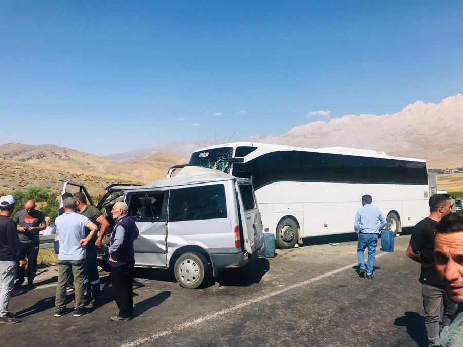 Çamardı’da feci kaza: 1 Ölü, 6 yaralı