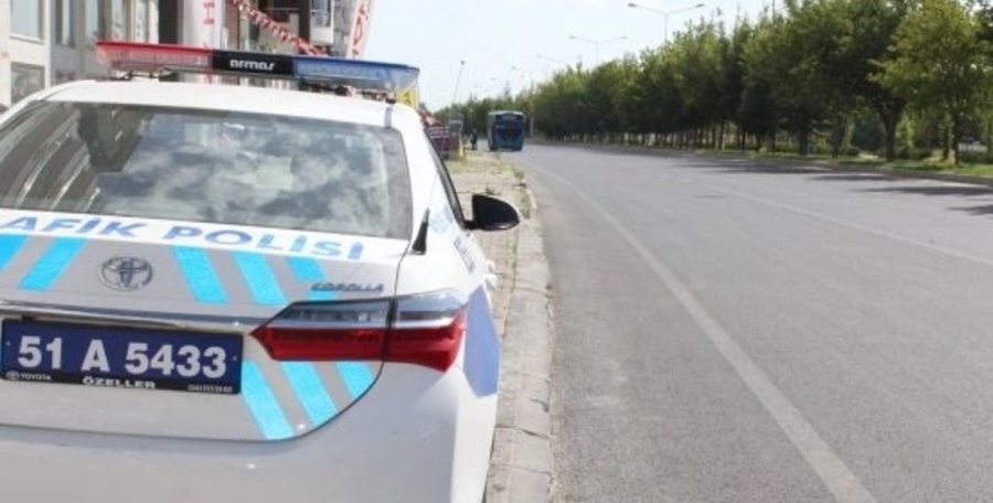 Bor’da Sürücüler Emniyetin Radarında! 717 bin lira ceza kesildi