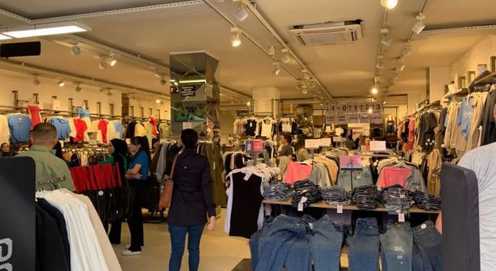 Sanal mağazalar bayramlık pazarını da ele geçirdi