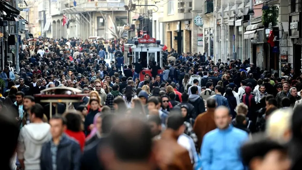 Türkiye’de hane halkı sayısı azalıyor! Hane halkı 3 kişiye düştü