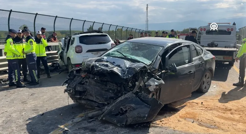 SAKARYA’DA TRAFİK KAZASI: 2 JANDARMA PERSONELİ ŞEHİT OLDU