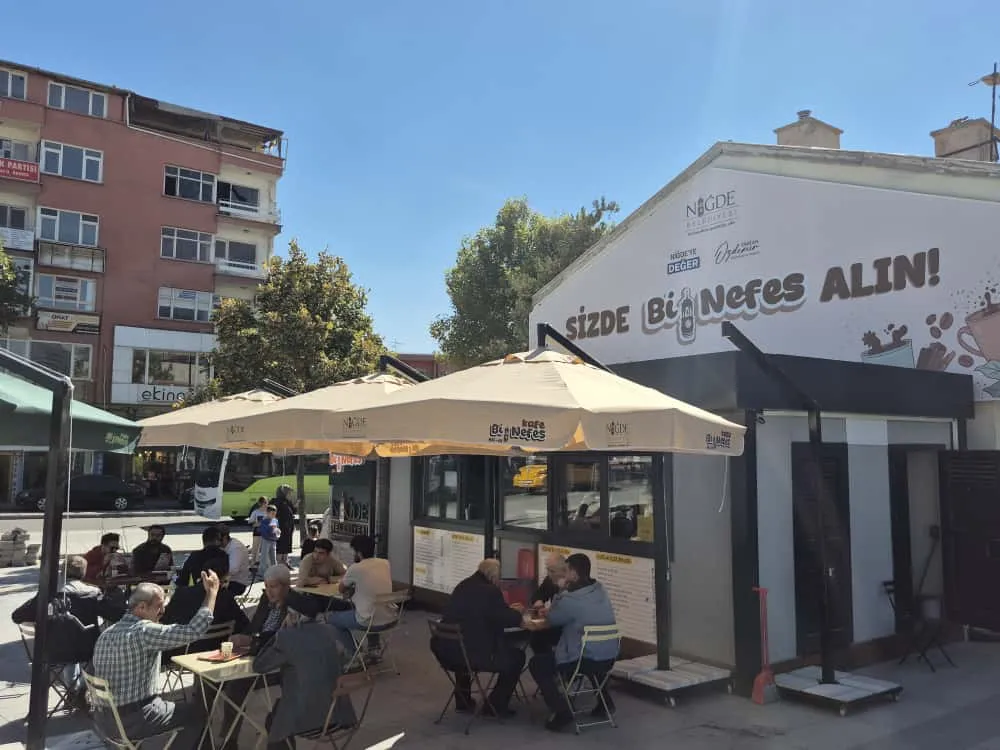 BİR NEFES CAFE VATANDAŞLARIN YÜZÜNÜ GÜLDÜRÜYOR