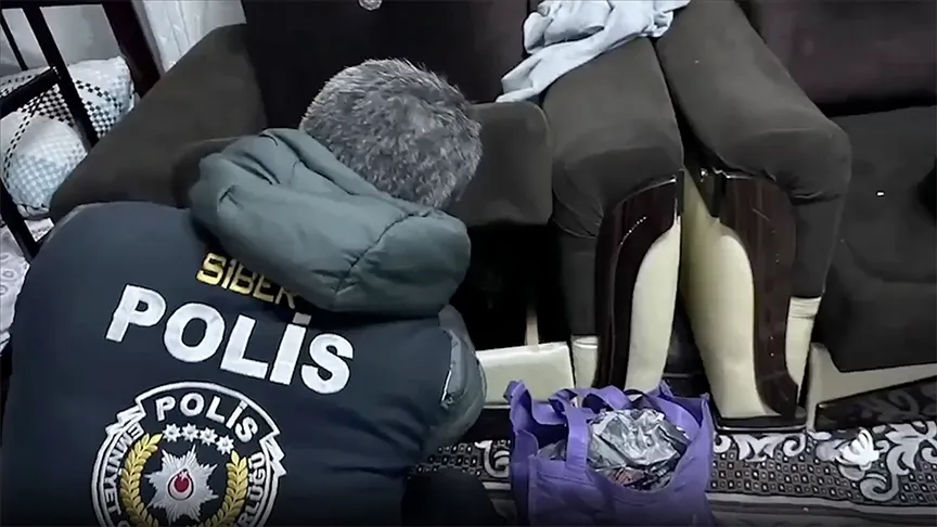NİĞDE DAHİL 25 İLDE SİBER SUÇ OPERASYONU: 274 ŞÜPHELİ YAKALANDI (VİDEO HABER)