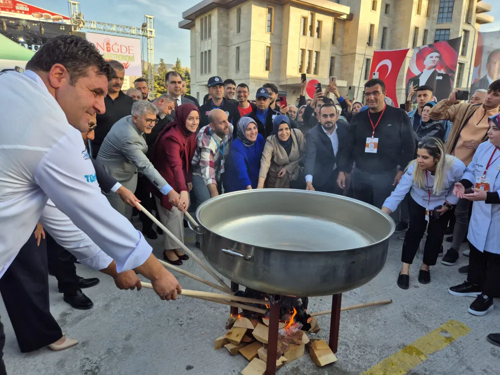 NİĞDE’DE 5. GASTRONOMİ FESTİVALİ BAŞLADI
