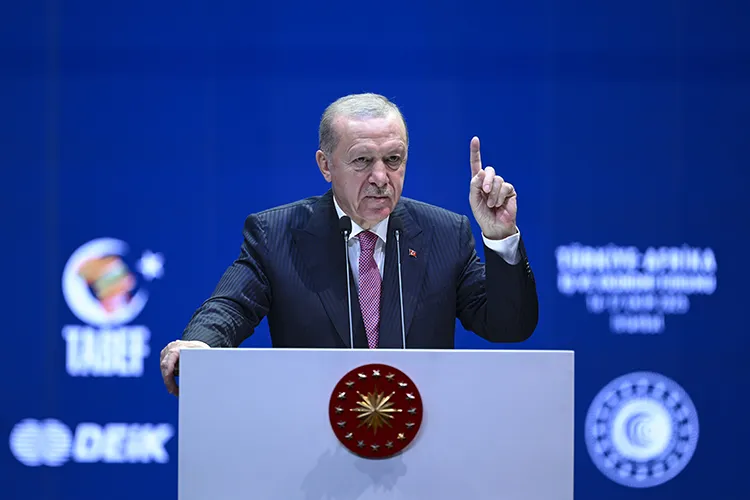 CUMHURBAŞKANI ERDOĞAN: GAZZE’NİN SÜRATLE YARALARINI SARMAYA VE YENİDEN AYAĞA KALKMAYA İHTİYACI VAR