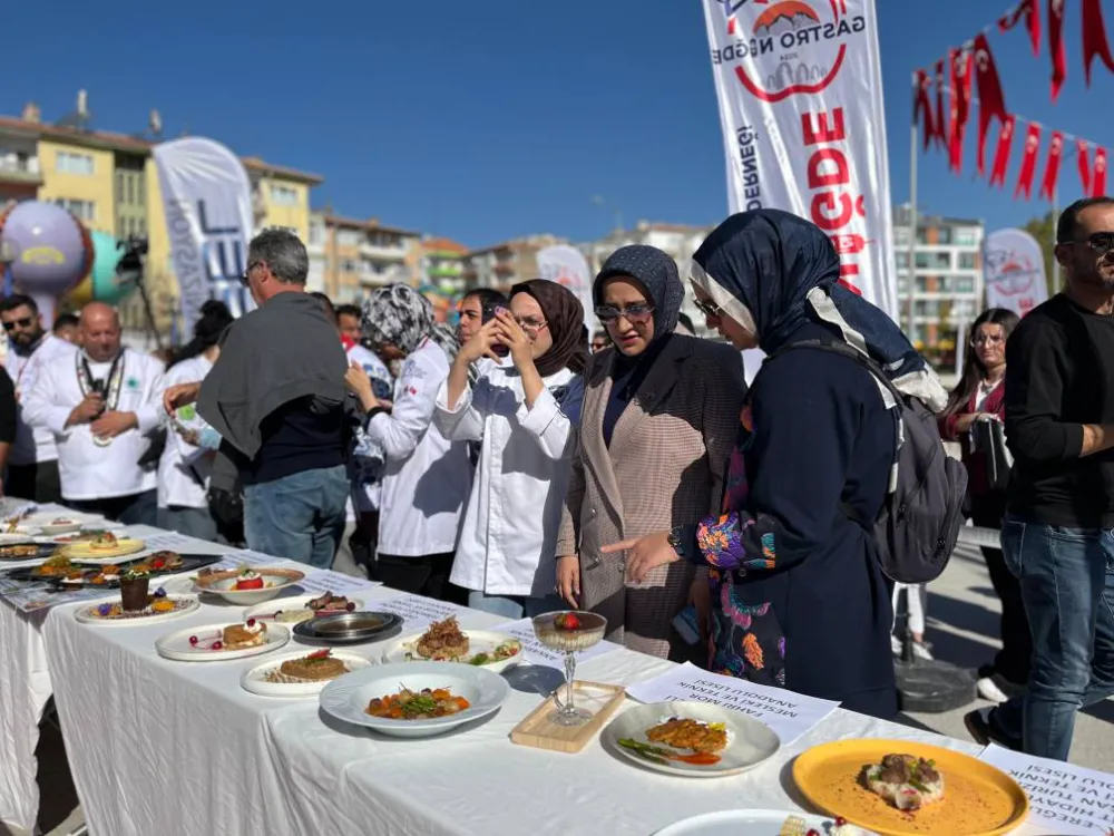 10 İLDEN GELEN ÖĞRENCİLER NİĞDE’DE HÜNERLERİNİ SERGİLEDİ