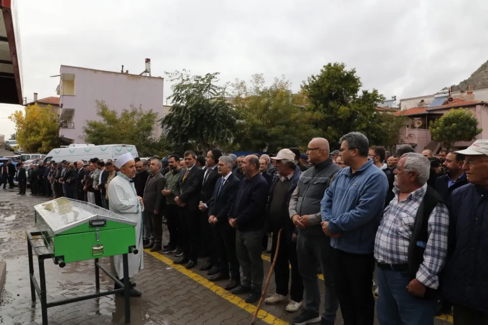 Altunhisar Ulukışla Köyü Muhtarı İsmet Kızılkaya Son Yolculuğuna Uğurlandı
