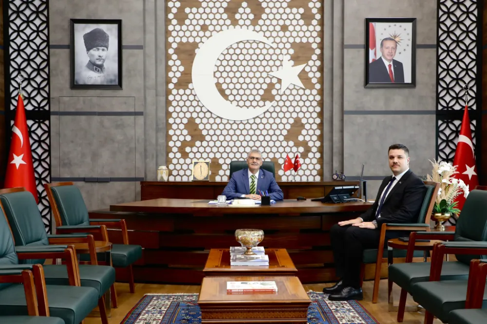 ÇİFTLİK’İN YENİ KAYMAKAMI TOLGA TURAN GÖREVİNE BAŞLADI