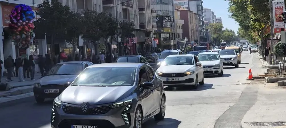 NİĞDE’DE TRAFİK DENETİMLERİNDE 2 BİN 339 SÜRÜCÜYE CEZA