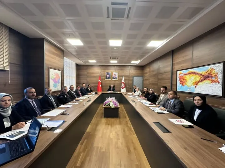 NİĞDE’DE ‘AİLELERİN KORUNMASI VE GÜÇLENDİRİLMESİ’ TOPLANTISI