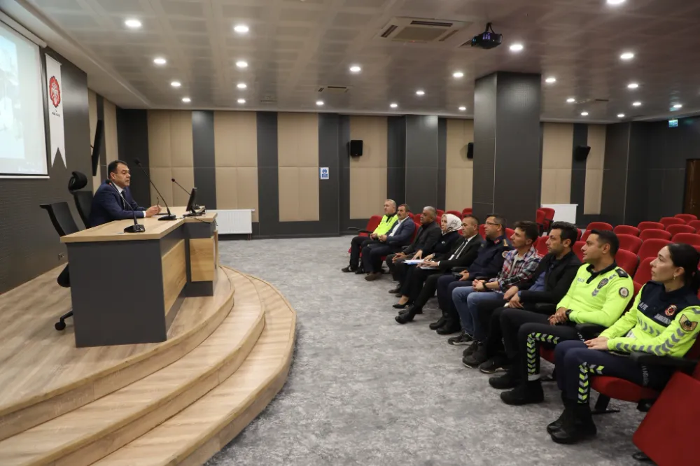 NİĞDE’DE TRAFİK KOMİSYONU TOPLANTISI GERÇEKLEŞTİRİLDİ
