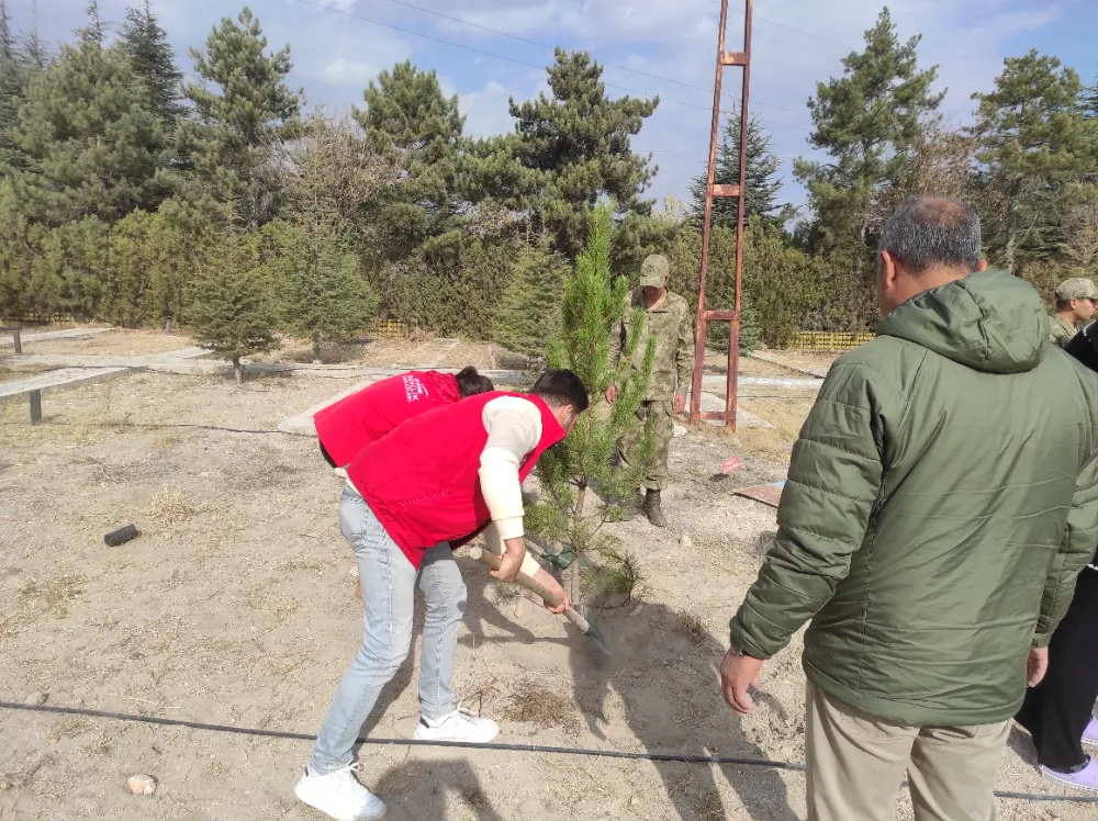 BOR’DA MİLLİ AĞAÇLANDIRMA GÜNÜ’NDE FİDANLAR TOPRAKLA BULUŞTU