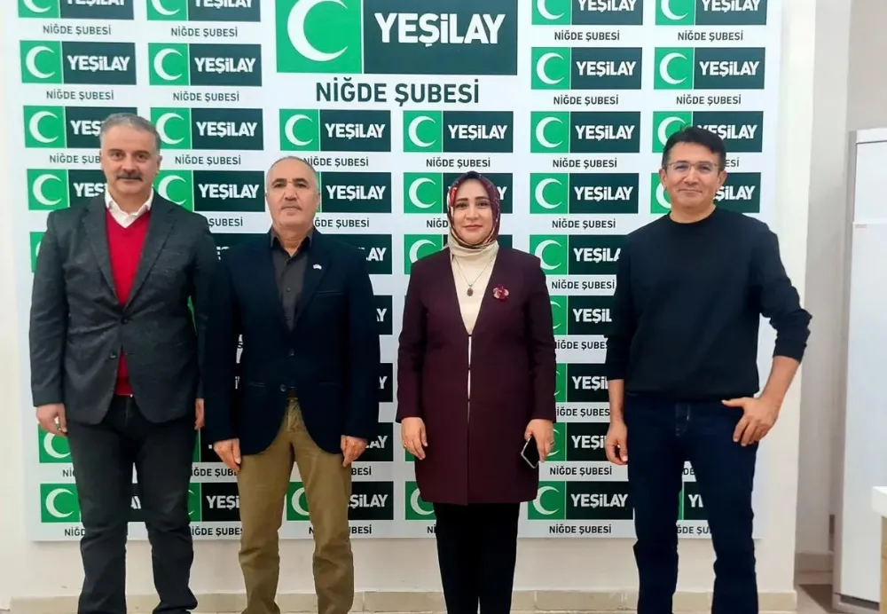 ÖZBEK, YEŞİLAY YÖNETİCİLERİYLE BAĞIMLILIKLA MÜCADELEYİ GÖRÜŞTÜ