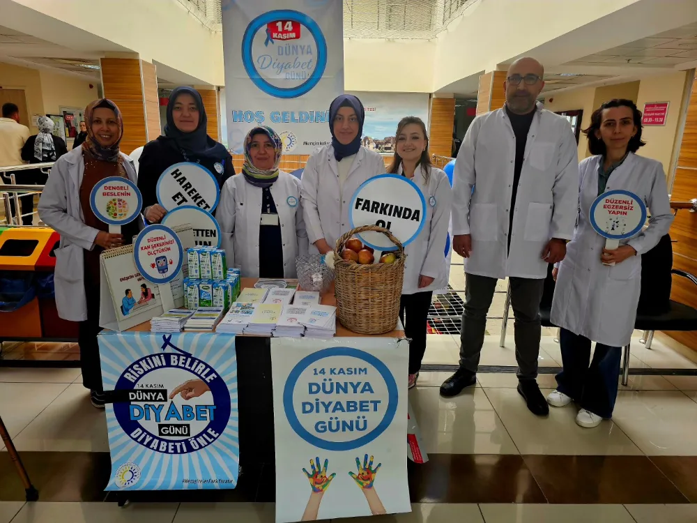 VATANDAŞLAR “KENDİNİ DİYABETTEN KORU” STANDINDA BİLGİLENDİRİLDİ