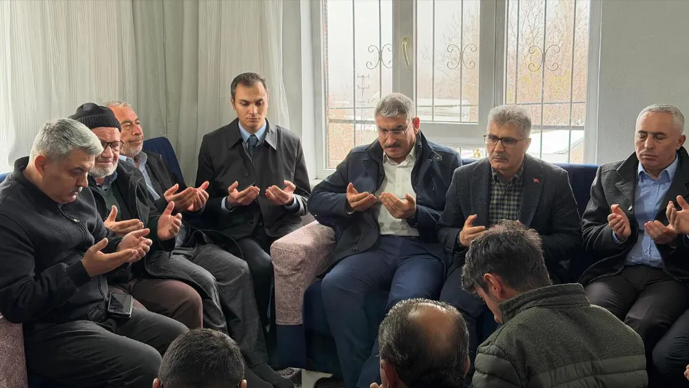 VALİ ÇELİK VE MİLLETVEKİLİ UZKURT’TAN ÇAMARDI’DA TAZİYE ZİYARETİ