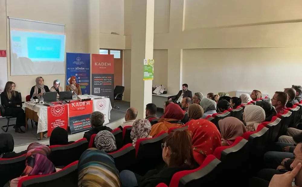 ÇİFTLİK’TE ŞİDDETLE MÜCADELE VE AİLE İÇİ İLETİŞİM EĞİTİMİ DÜZENLENDİ