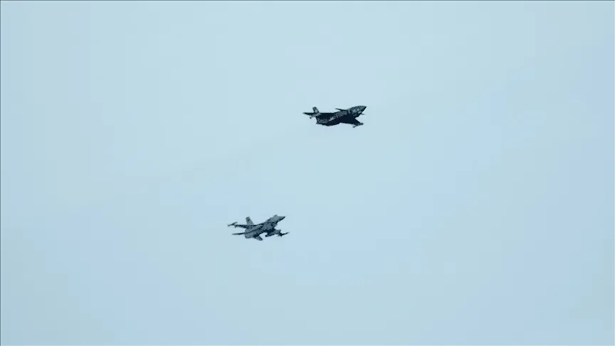 BAYRAKTAR KIZILELMA, F-16 İLE TARİHİ TESTE İMZA ATTI