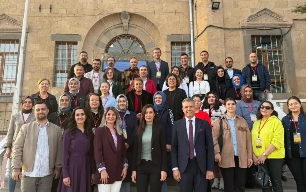 NİĞDE’DE 40 ÖĞRETMEN MÜZİK AKADEMİSİNDE BULUŞTU