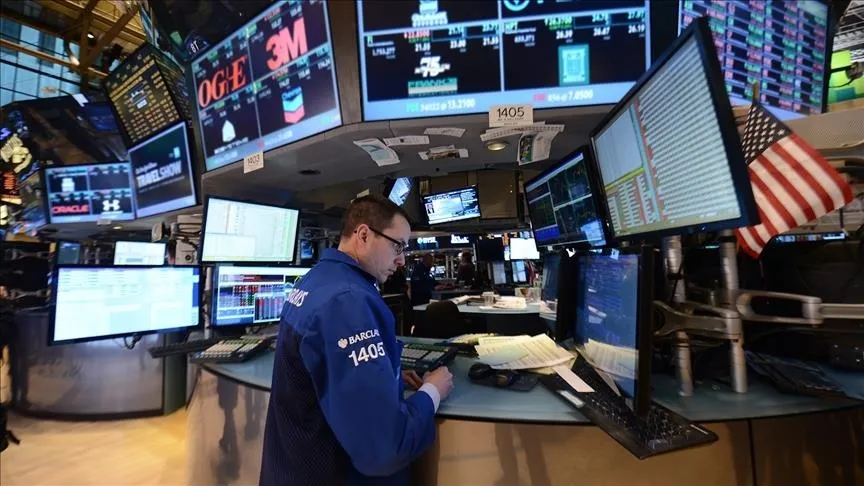 KÜRESEL PİYASALAR YOĞUN VERİ GÜNDEMİNE ODAKLANDI