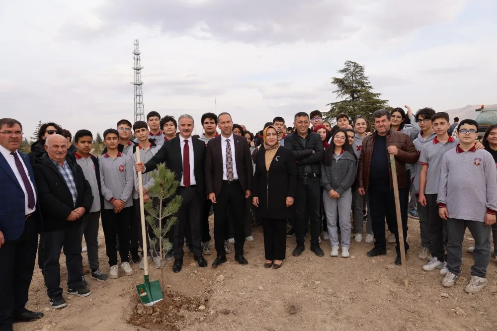 NİĞDE’DE ÖĞRETMENLER ADINA DİKİLEN FİDANLAR GELECEĞE UMUT OLDU