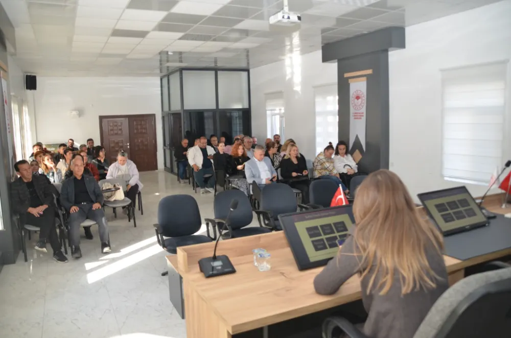 KADINA YÖNELİK ŞİDDETLE MÜCADELEDE FARKINDALIK EĞİTİMİ NİĞDE’DE GERÇEKLEŞTİRİLDİ