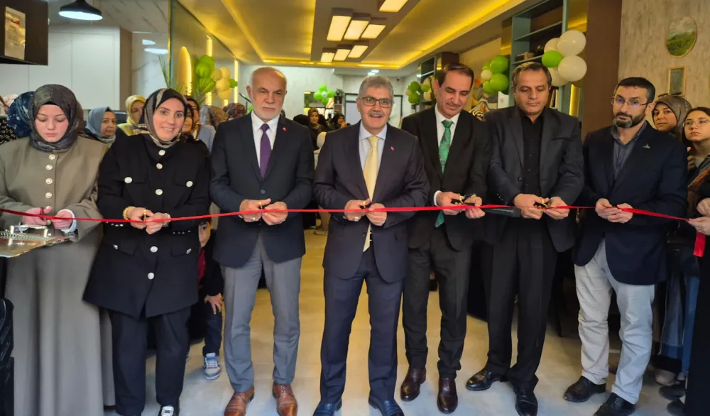 NİĞDE’DE SADECE KADINLARIN KULLANIMINA AÇIK “Bİ MOLA KİTAP KAFE” HİZMETE GİRDİ