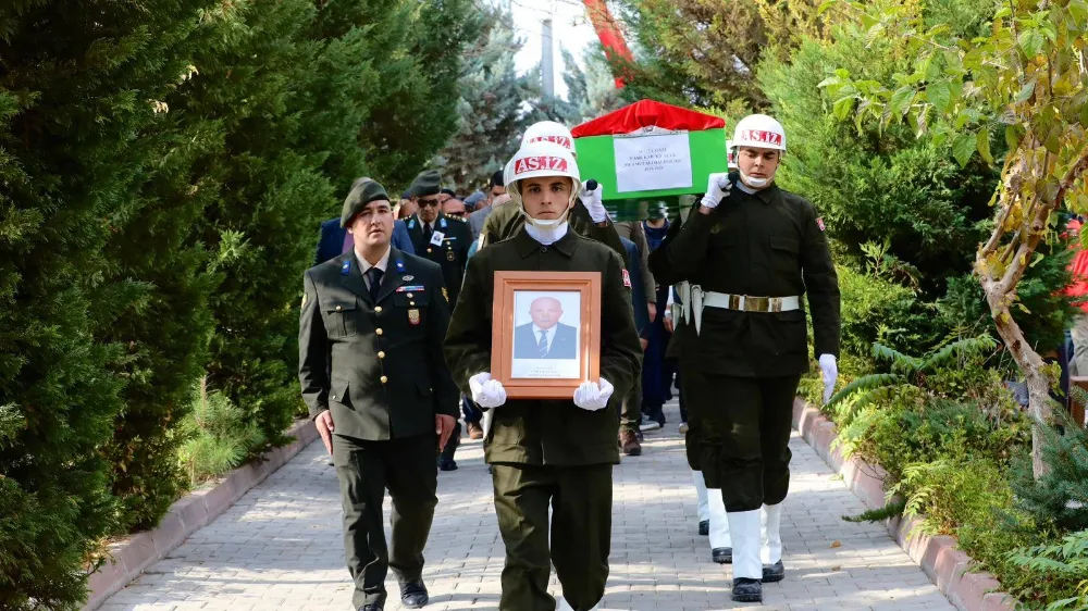 KIBRIS GAZİSİ HALİSDEMİR’E SON VEDA