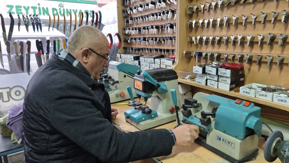 NİĞDE’DE USTADAN KAPI UYARISI (VİDEO HABER)