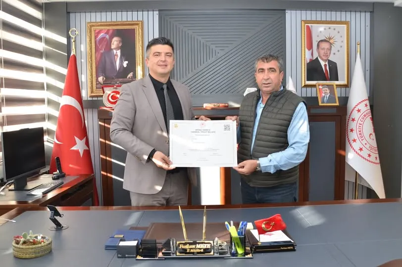 NİĞDE’DE SÜT ÜRETİCİLERİ BİRLİĞİNE 1. DERECE BELGE