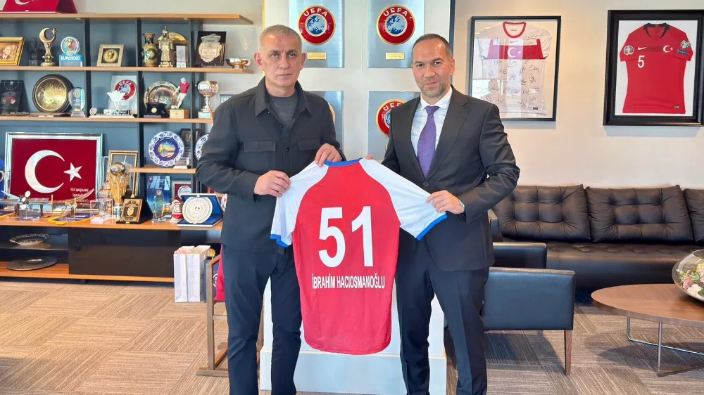 BAŞKAN ÖZDEMİR, HACIOSMANOĞLU İLE GENÇLERİ GÖRÜŞTÜ