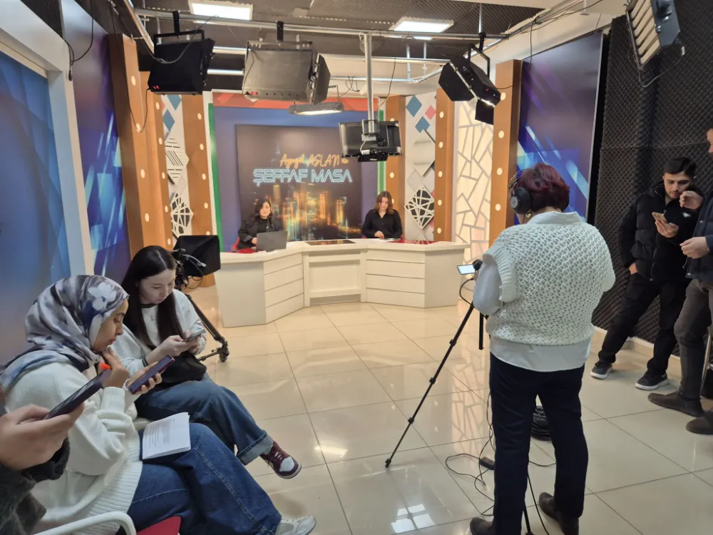   NÖHÜ ÖĞRENCİLERİ NİĞDE TV’DE UYGULAMALI HABER SUNDU