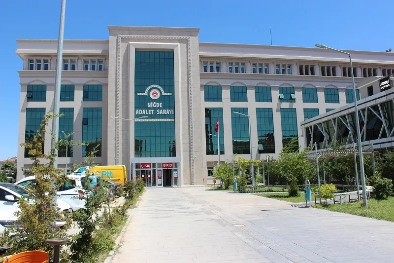 9 YAŞINDAKİ ÇOCUĞUN ÖLÜMÜNDE 14 SANIK CEZA ALDI
