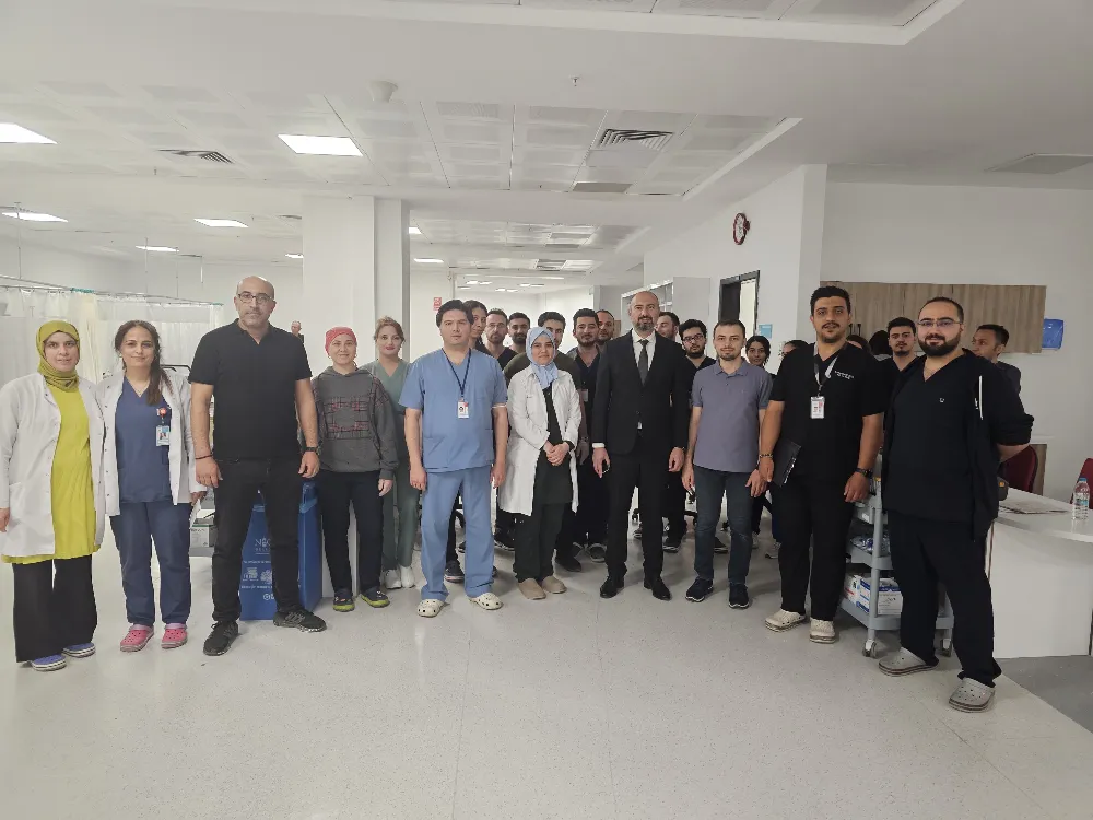 BAŞHEKİM DOÇ. DR. KÜRŞAD RAMAZAN ZOR’DAN HASTANEDE DENETİM VE ZİYARET TURU
