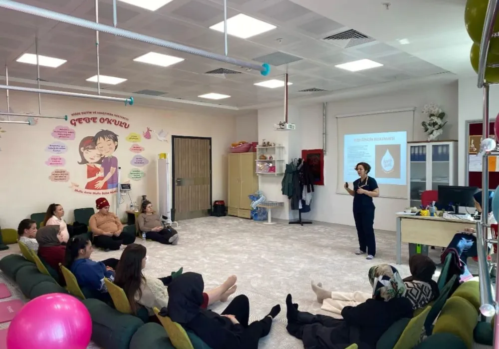 NİĞDE’DE EMZİREN ANNELERE DESTEK