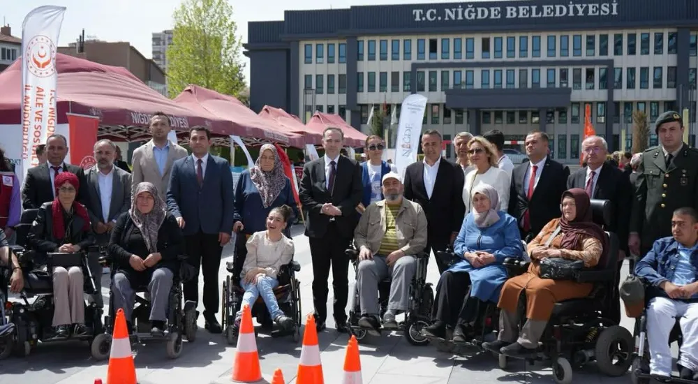 NİĞDE’DE ENGELLİLER HAFTASI’NDA EMPATİ PARKURU KURULDU