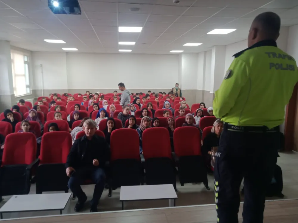 NİĞDE’DE 406 ÖĞRENCİYE TRAFİK EĞİTİMİ VERİLDİ