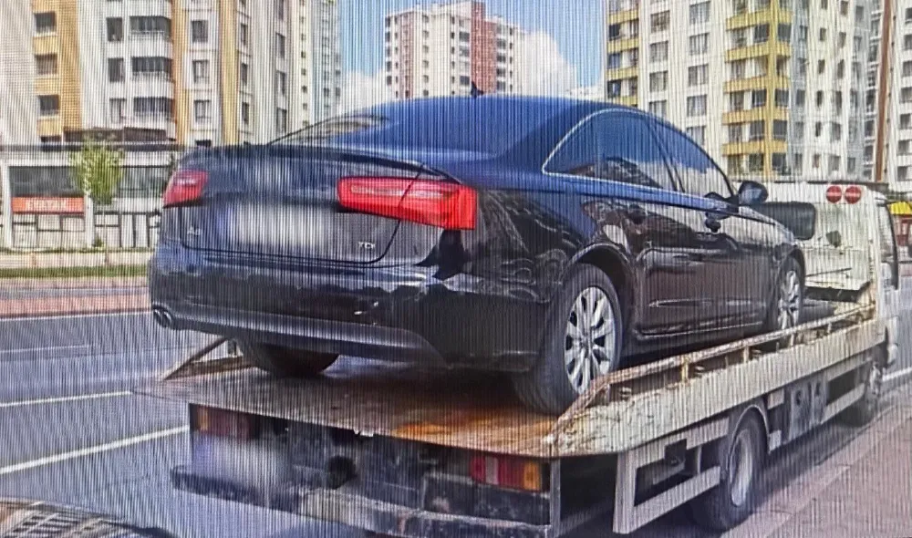 ÇAKAR TERTİBATI BULUNAN OTOMOBİLİN SAHİBİ VE SÜRÜCÜSÜNE PARA CEZASI