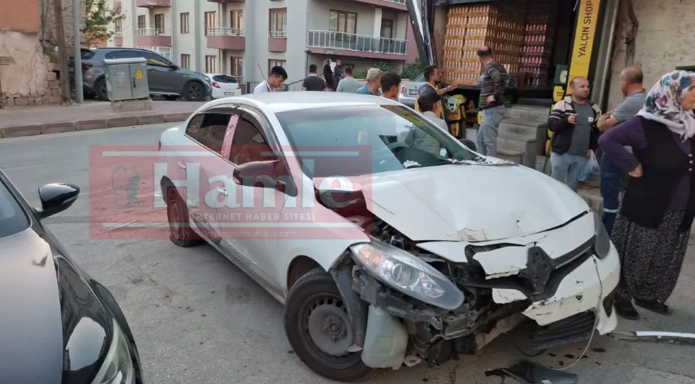 Şehitler Mahallesi’nde Trafik Kazası 2 Yaralı (Video Haber)