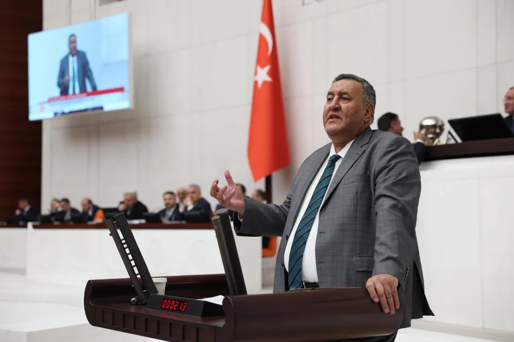 Gürer “Bahçeli kasabası PTT acentesi istiyor”