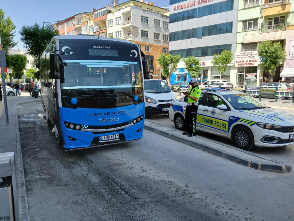 NİĞDE’DE HALK OTOBÜSLERİNE SIKI DENETİM