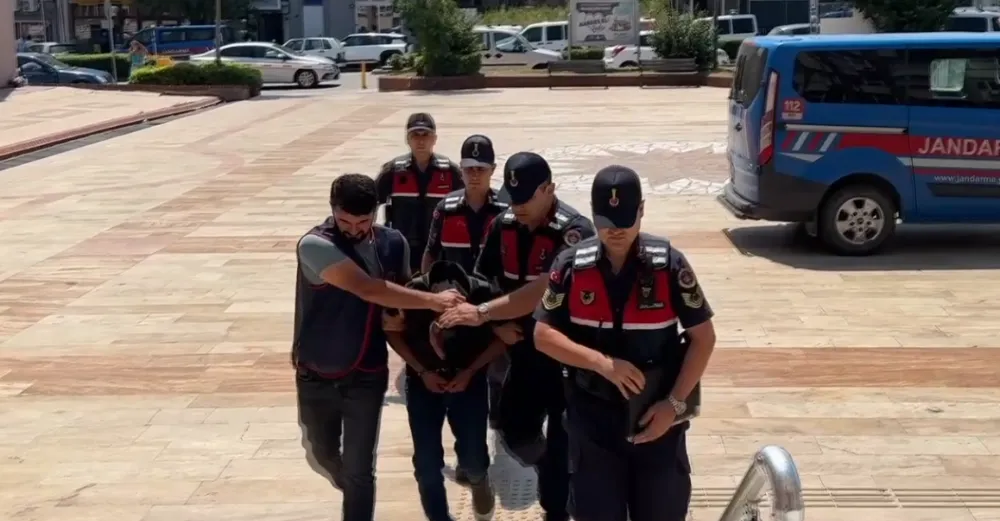 TARTIŞTIĞI YEĞENİ TARAFINDAN BIÇAKLANAN KİŞİ HAYATINI KAYBETTİ